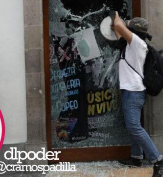 Vandalismo en la marcha de los 43 de Ayotzinapa