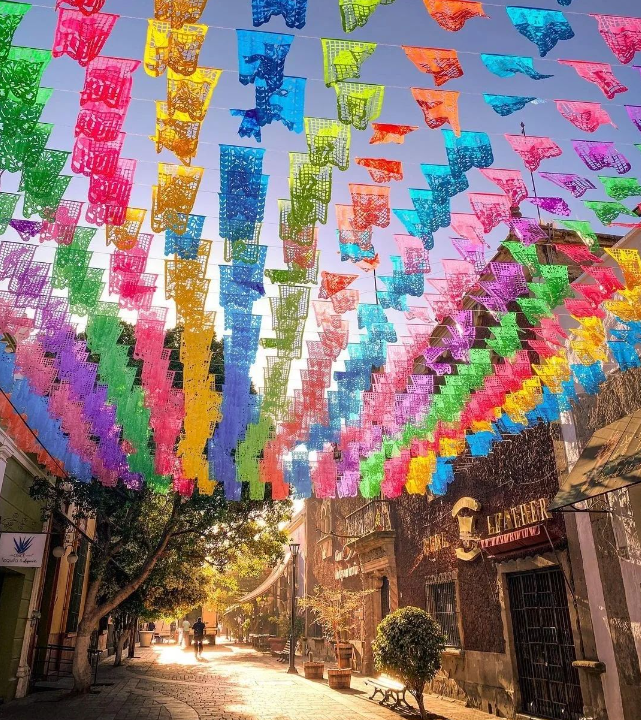 Tlaquepaque Jalisco
Tlaquepaque clima
Tlaquepaque centro
Tlaquepaque Jalisco
Tlaquepaque el parian
Tlaquepaque pueblo mágico
Tlaquepaque artesanías
Tlaquepaque qué hacer
Tlaquepaque turismo
Tlaquepaque mercado