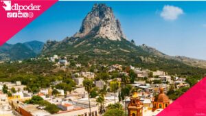 Bernal Querétaro Bernal Querétaro pueblo mágico Bernal Querétaro cerro Bernal Querétaro Peña Bernal Querétaro piedra Bernal Querétaro qué hacer Cerro del Bernal Querétaro Peña de Bernal Querétaro Pueblo Bernal Querétaro Bernal Querétaro historia Bernal Querétaro transporte Bernal Querétaro artesanías